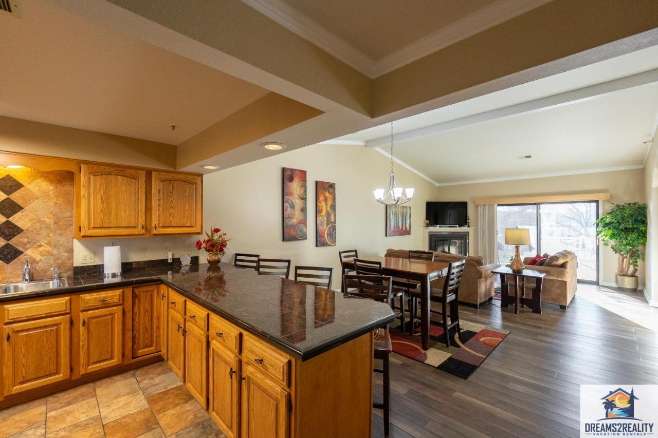 2Br Condo - 2 Pools - Close To The Strip - Free Tickets Included - Fha-27 Μπράνσον Εξωτερικό φωτογραφία